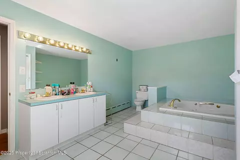172 Casper St, Old Forge, PA 18518 photo 17