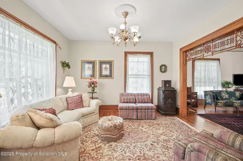 Living - 239 Jackson St, Thompson, PA 18465 photo 2 of 8
