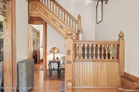 Entry Way - 239 Jackson St, Thompson, PA 18465 photo 4 of 10