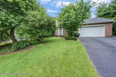 607 Pamela Dr, South Abington Twp, PA 18411