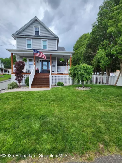803 First St, Peckville, PA 18452