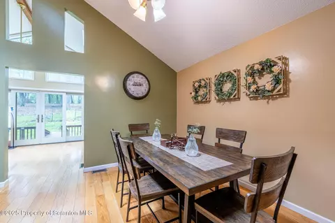 Dining - 257 Somerset Dr, East Stroudsburg, PA 18301 photo 1 of 3