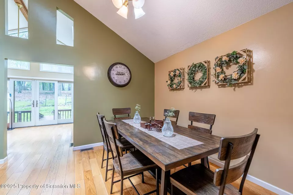 Dining - 257 Somerset Dr, East Stroudsburg, PA 18301 photo 1 of 3