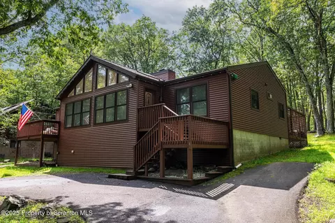 Exterior - 257 Somerset Dr, East Stroudsburg, PA 18301 photo 1 of 5