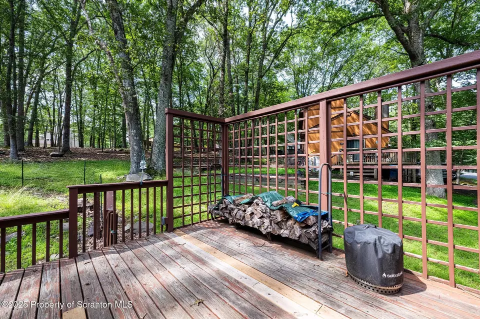 Exterior - 257 Somerset Dr, East Stroudsburg, PA 18301 photo 3 of 5