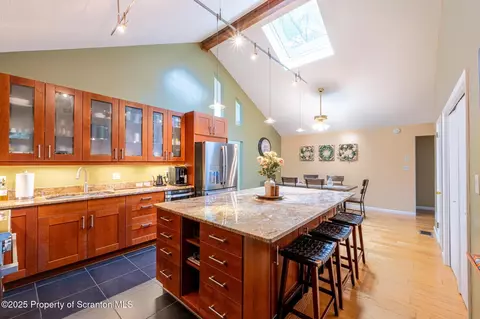 Kitchen - 257 Somerset Dr, East Stroudsburg, PA 18301 photo 1 of 5