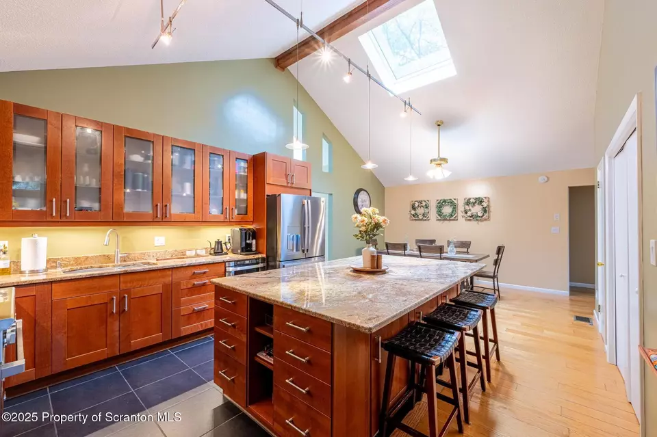 Kitchen - 257 Somerset Dr, East Stroudsburg, PA 18301 photo 1 of 5