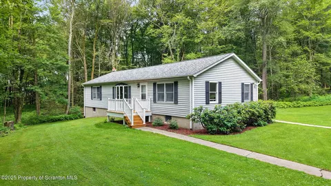 205 Dark Hollow Rd, Montrose, PA 18801