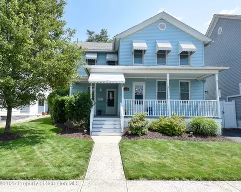 1308 Eynon St, Scranton, PA 18504