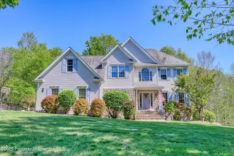 157 Mcesther Dr, Covington Twp, PA 18424