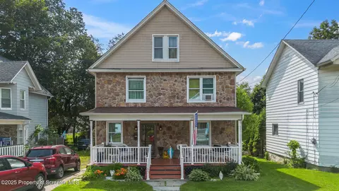 187 Washington St, Carbondale, PA 18407