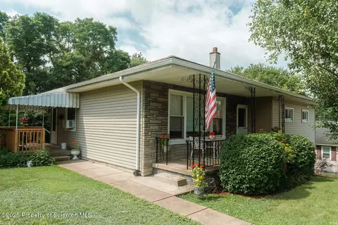 118 Howard St, Old Forge, PA 18518