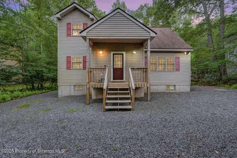 116 Country Club Dr, Thornhurst, PA 18424