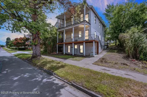 1725 Cedar Ave, Scranton, PA 18505
