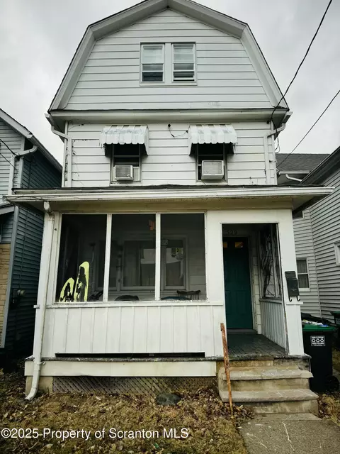520 Charles St, Luzerne, PA 18709