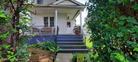 1809 Washburn St, Scranton, PA 18504