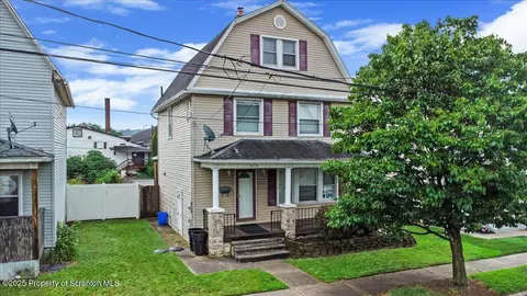 1076 Cottage Ave, Scranton, PA 18508