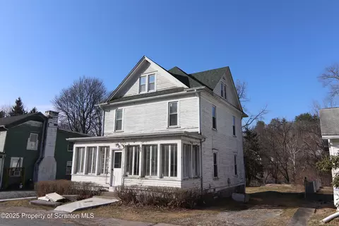 141 West Ave, Meshoppen, PA 18630