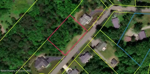 Dellert Drive, South Abington Twp, PA 18411