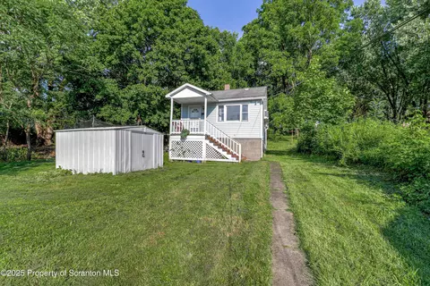 115 S Grant Ave, Scranton, PA 18504