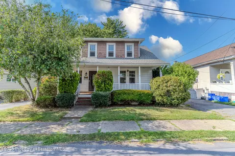 337 Orchard St, Old Forge, PA 18518