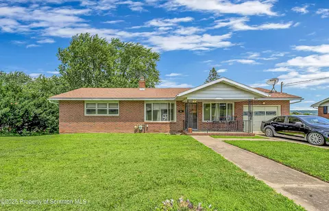 762 N Valley Ave, Olyphant, PA 18447