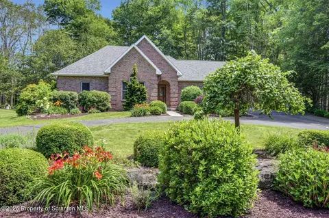 29 Covington Lake Dr, Covington Twp, PA 18424