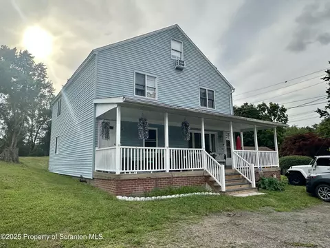 2619 Sullivans Trail Rd, Falls, PA 18615