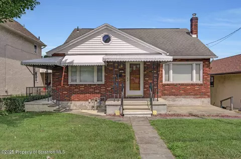 2404 Winfield Ave, Scranton, PA 18505