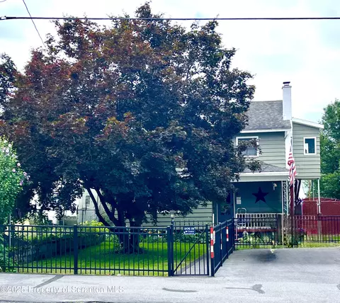 328 Elm St, Scranton, PA 18505