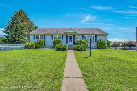 300 Mitchell St, Duryea, PA 18642