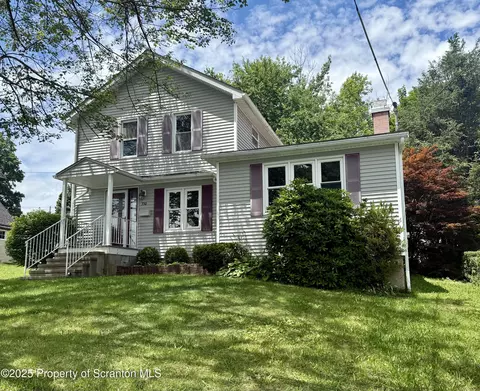 330 Grand Ave, Clarks Summit, PA 18411
