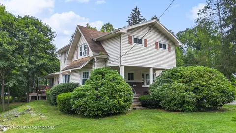 429 Clark Ave, Clarks Summit, PA 18411