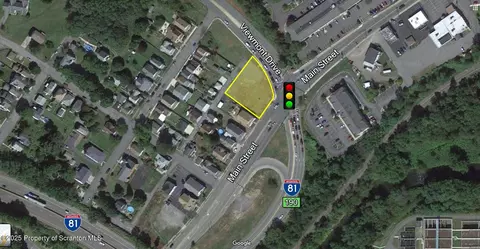 223 Main St, Dickson City, PA 18519