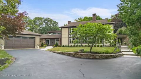2001 Cleveland Ave, Scranton, PA 18505