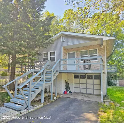 9340 Fairmount Way, Tobyhanna, PA 18466
