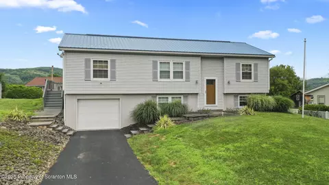 3141 Turnpike St, Susquehanna, PA 18847