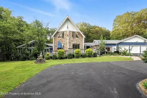 3 Wagon Rd, Jefferson Twp, PA 18436