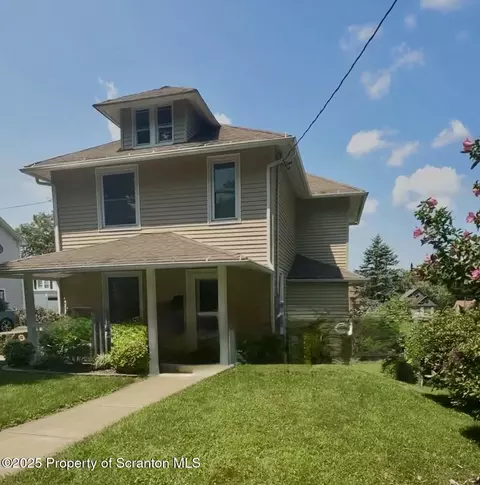 2 Olive St, Carbondale, PA 18407