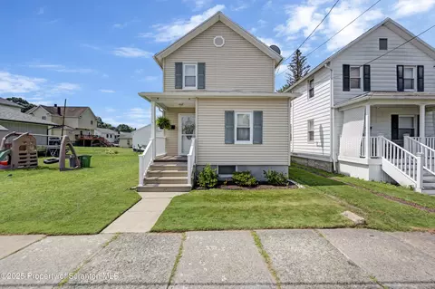 226 Cherry St, Jessup, PA 18434