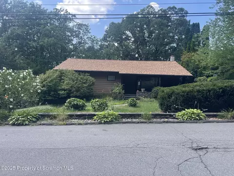 302 Conroy St, Scranton, PA 18505