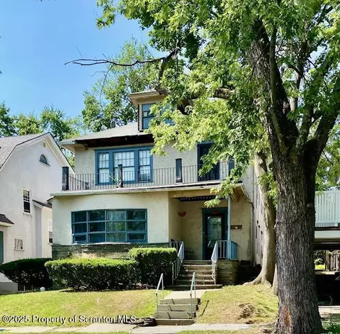 729 N Irving Ave, Scranton, PA 18510