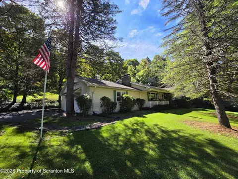 400 Potter Hill Road Rd, Susquehanna, PA 18847