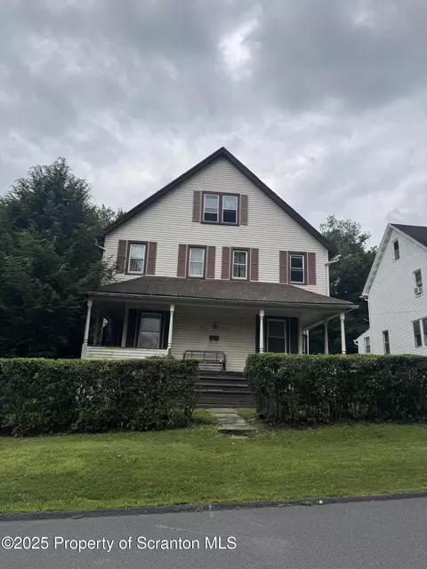 417-419 Charles St, Scranton, PA 18508
