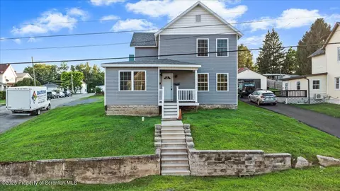 127 W Line St, Olyphant, PA 18447