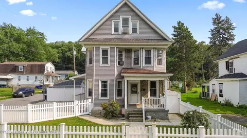 807 N Main St, Duryea, PA 18642