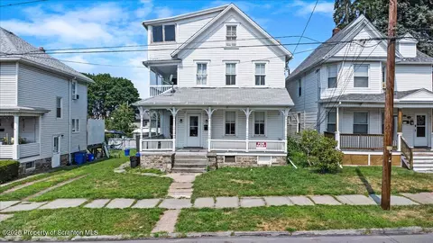 949 N Irving Ave, Scranton, PA 18510