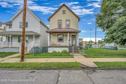 1846 Bundy St, Scranton, PA 18508