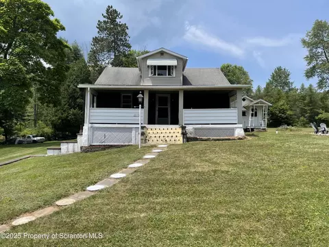 173 Pedrick Rd, Nicholson, PA 18446
