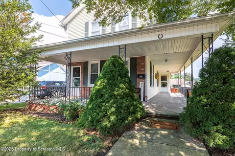 314 Mckinley Ave, Jermyn, PA 18433